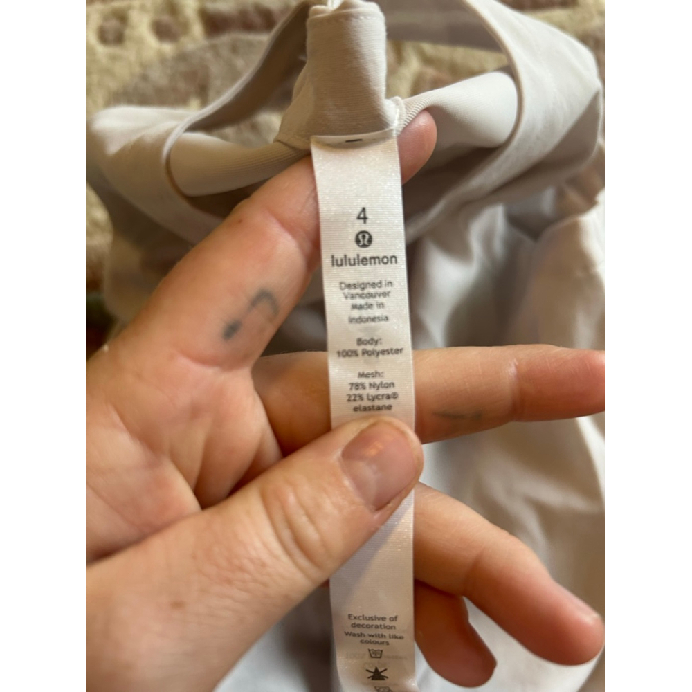 Lululemon size 4 Lightweight Split-Back Training … - image 3
